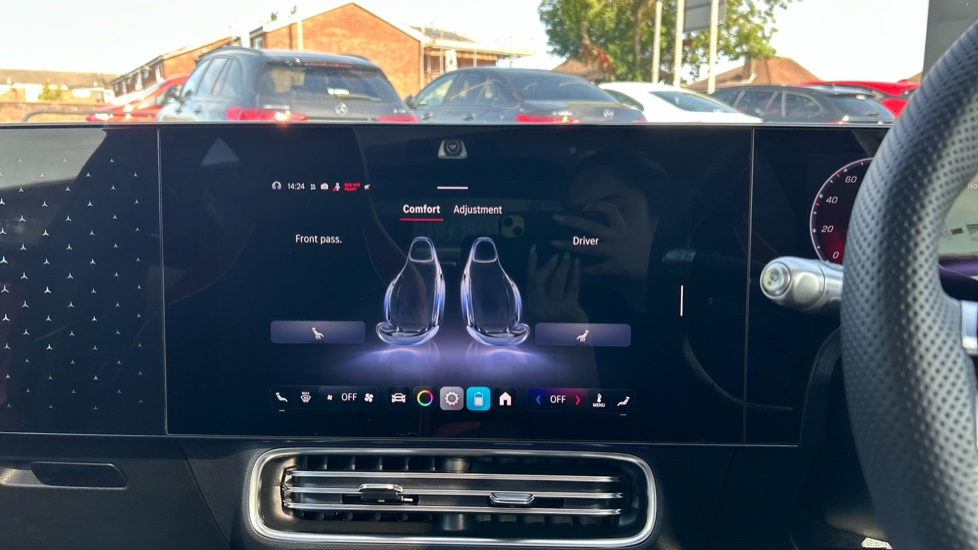 Mercedes-Benz CLA 250+ 200kW EQ Tech AMG Line Ed 85kWh 4dr Auto Electric Saloon - Image 34