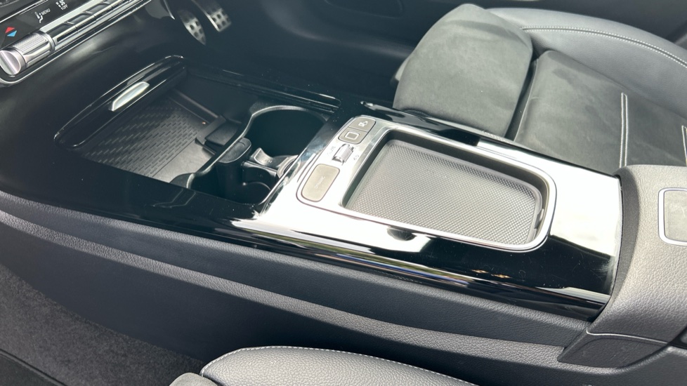 Mercedes-Benz A-Class A180 AMG Line Premium Plus 5dr Auto Petrol Hatchback - Image 13