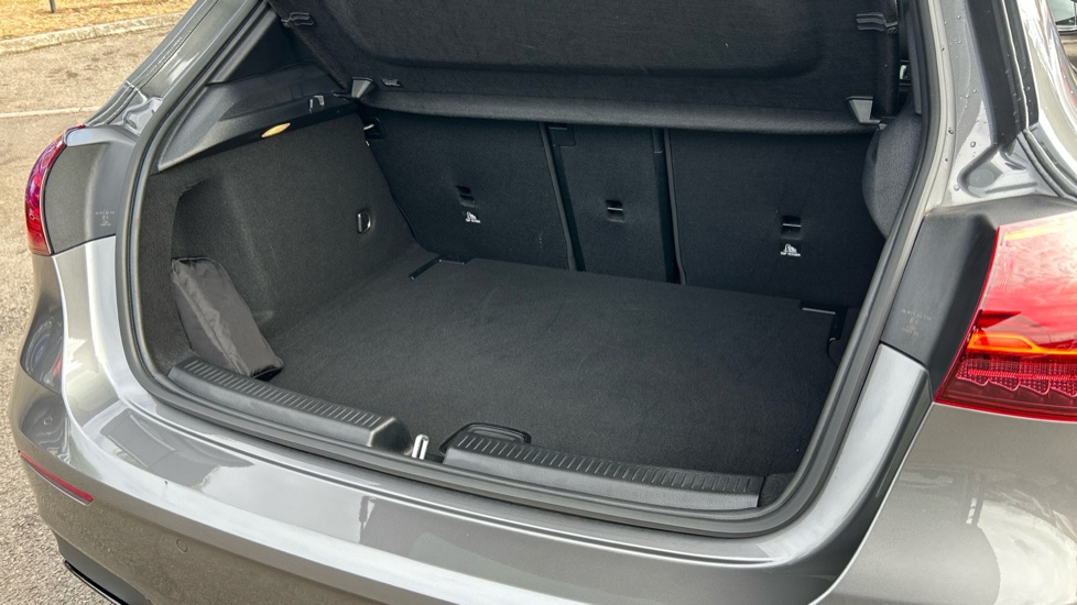 Mercedes-Benz A-Class A180 AMG Line Premium Plus 5dr Auto Petrol Hatchback - Image 27
