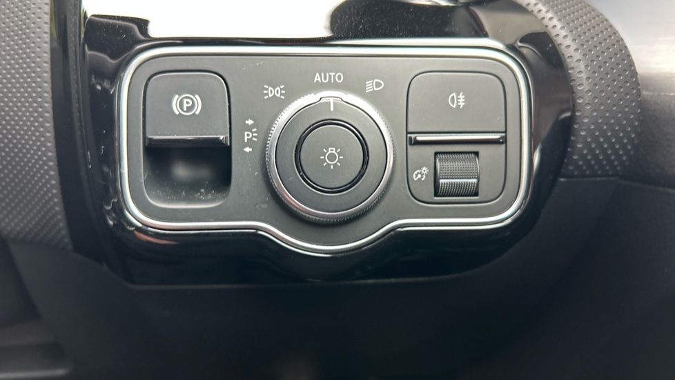 Mercedes-Benz A-Class A200 AMG Line Executive 5dr Auto Petrol Hatchback - Image 37