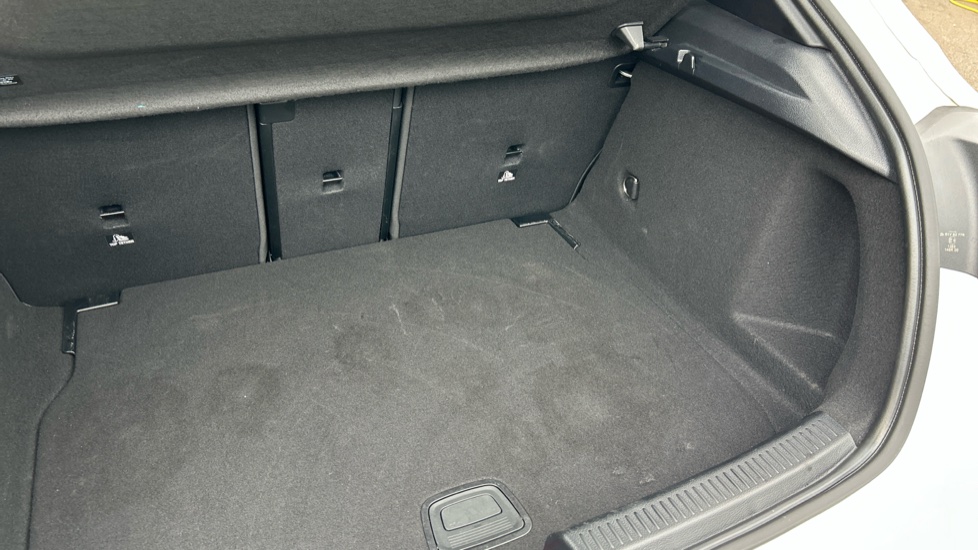Mercedes-Benz A-Class A200 AMG Line Executive 5dr Auto Petrol Hatchback - Image 44