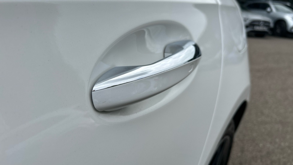 Mercedes-Benz A-Class A200 AMG Line Executive 5dr Auto Petrol Hatchback - Image 40