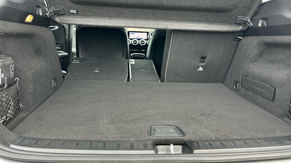 Mercedes-Benz Eqa 250+ 140kW Urban Edition 70.5kWh 5dr Auto Electric Hatchback - Image 38