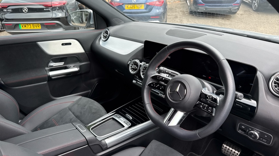 Mercedes-Benz GLA 200 Exclusive Launch Edition 5dr Auto Petrol Hatchback - Image 11