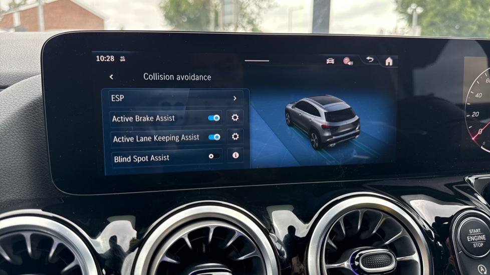 Mercedes-Benz GLA 200 Exclusive Launch Edition 5dr Auto Petrol Hatchback - Image 27