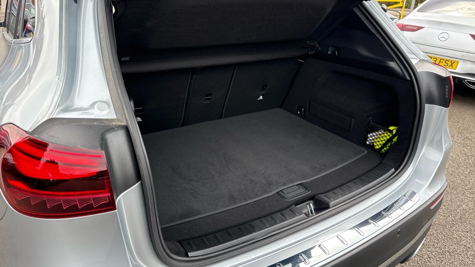 Mercedes-Benz GLA 200 Exclusive Launch Edition 5dr Auto Petrol Hatchback - Image 35