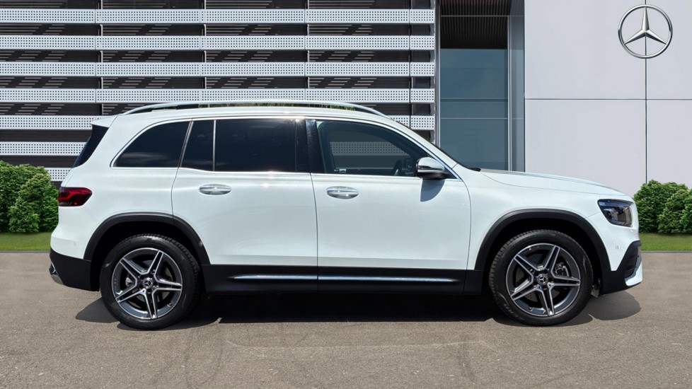 Mercedes-Benz GLB 220d 4Matic AMG Line Premium 5dr 8G-Tronic Diesel Estate - Image 5
