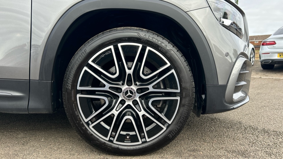 Mercedes-Benz GLB 220d 4Matic AMG Line Premium 5dr 8G-Tronic Diesel Estate - Image 7
