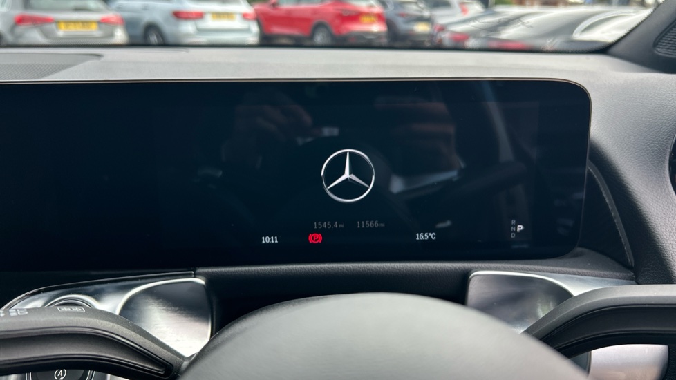Mercedes-Benz GLB 220d 4Matic AMG Line Premium 5dr 8G-Tronic Diesel Estate - Image 18