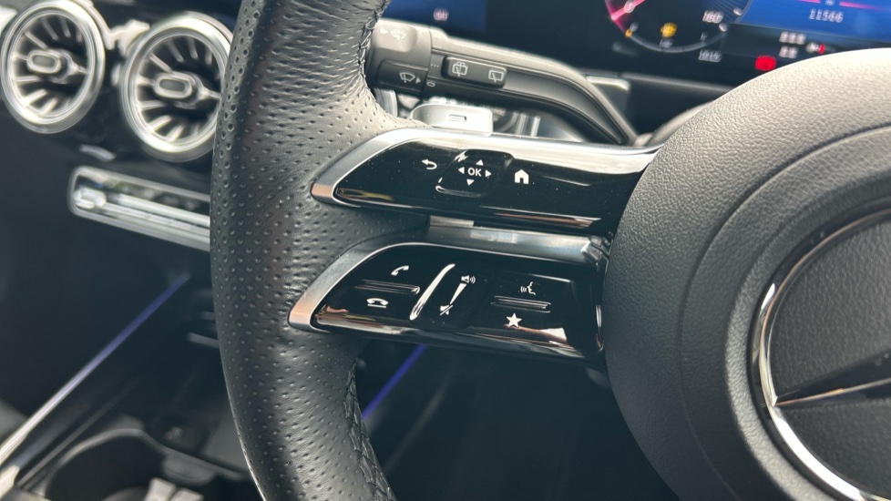 Mercedes-Benz GLB 220d 4Matic AMG Line Premium 5dr 8G-Tronic Diesel Estate - Image 36