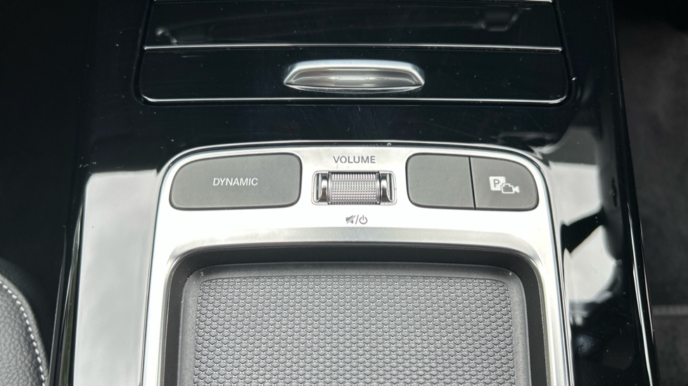 Mercedes-Benz A-Class A200 AMG Line Premium Plus 5dr Auto Petrol Hatchback - Image 27