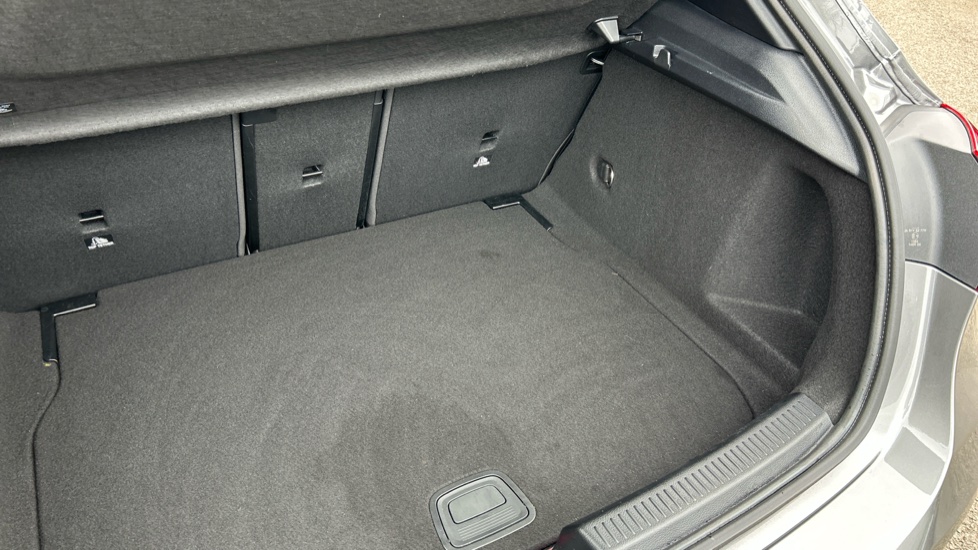 Mercedes-Benz A-Class A200 AMG Line Premium Plus 5dr Auto Petrol Hatchback - Image 35