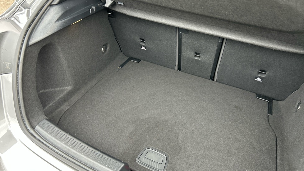 Mercedes-Benz A-Class A200 AMG Line Premium Plus 5dr Auto Petrol Hatchback - Image 36