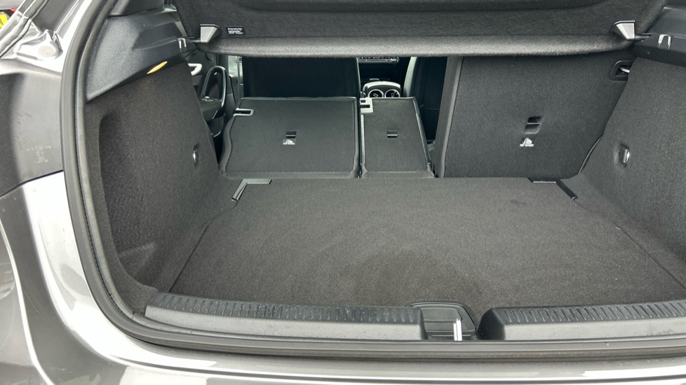Mercedes-Benz A-Class A200 AMG Line Premium Plus 5dr Auto Petrol Hatchback - Image 37