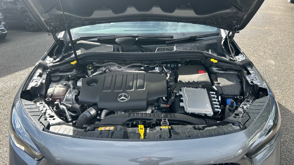 Mercedes-Benz GLA 220d 4Matic AMG Line Executive 5dr Auto Diesel Hatchback - Image 8