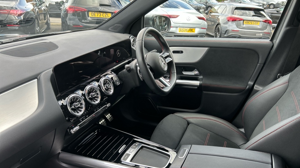 Mercedes-Benz GLA 220d 4Matic AMG Line Executive 5dr Auto Diesel Hatchback - Image 9