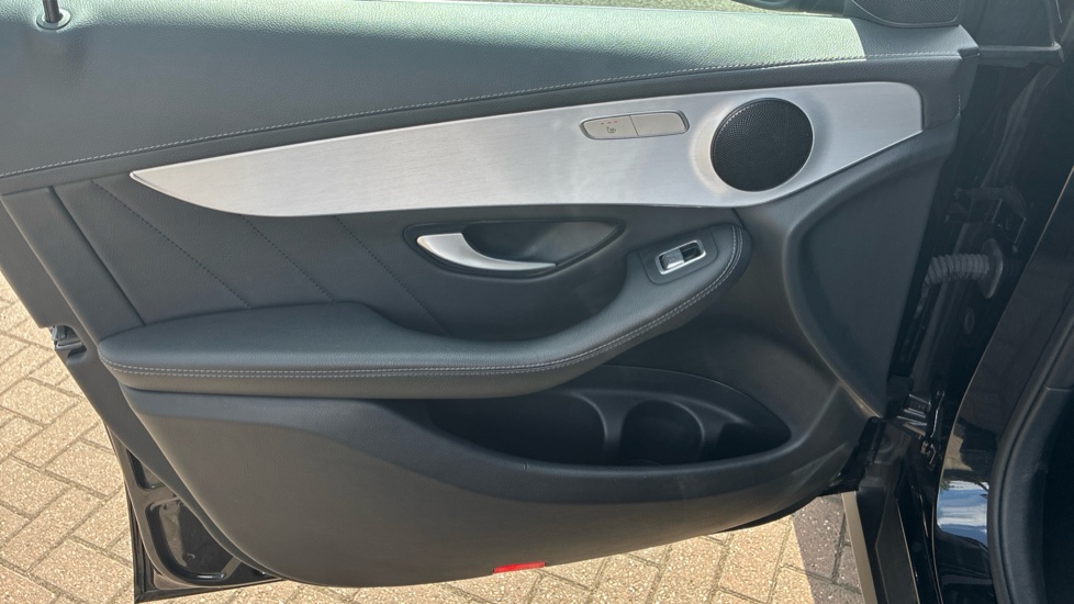 Mercedes-Benz GLC Coupe GLC 300 4Matic AMG Line 5dr 9G-Tronic Petrol Estate - Image 29