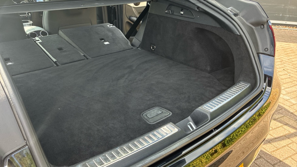 Mercedes-Benz GLC Coupe GLC 300 4Matic AMG Line 5dr 9G-Tronic Petrol Estate - Image 30