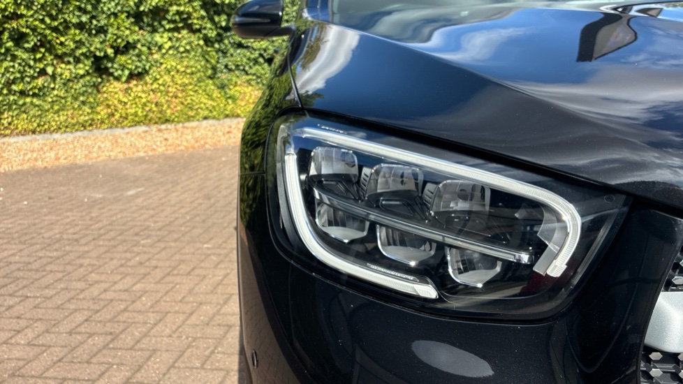 Mercedes-Benz GLC Coupe GLC 300 4Matic AMG Line 5dr 9G-Tronic Petrol Estate - Image 37