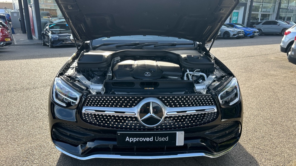 Mercedes-Benz GLC Coupe GLC 300d 4Matic AMG Line Premium 5dr 9G-Tronic Diesel Estate - Image 8