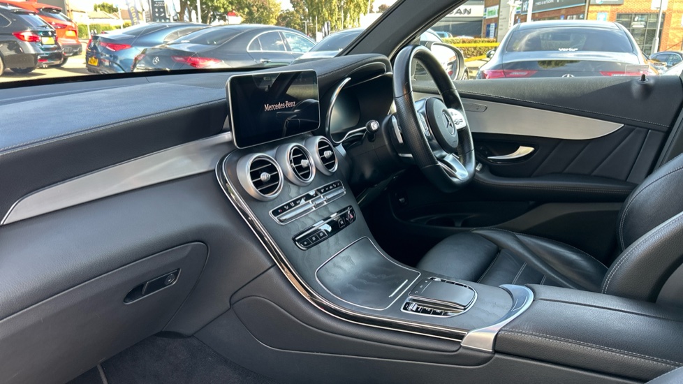 Mercedes-Benz GLC Coupe GLC 300d 4Matic AMG Line Premium 5dr 9G-Tronic Diesel Estate - Image 9