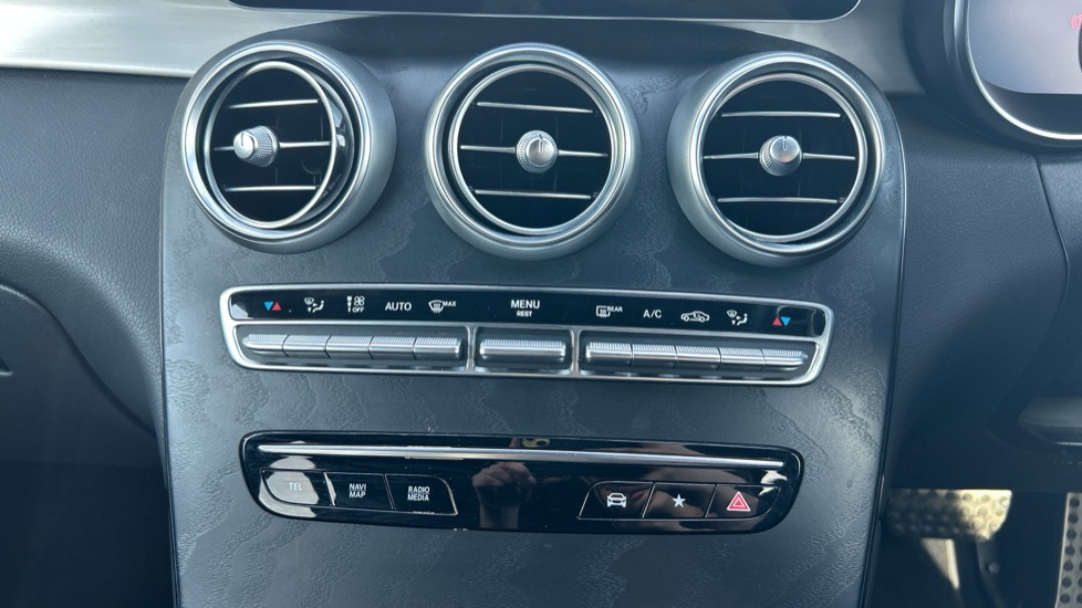 Mercedes-Benz GLC Coupe GLC 300d 4Matic AMG Line Premium 5dr 9G-Tronic Diesel Estate - Image 34