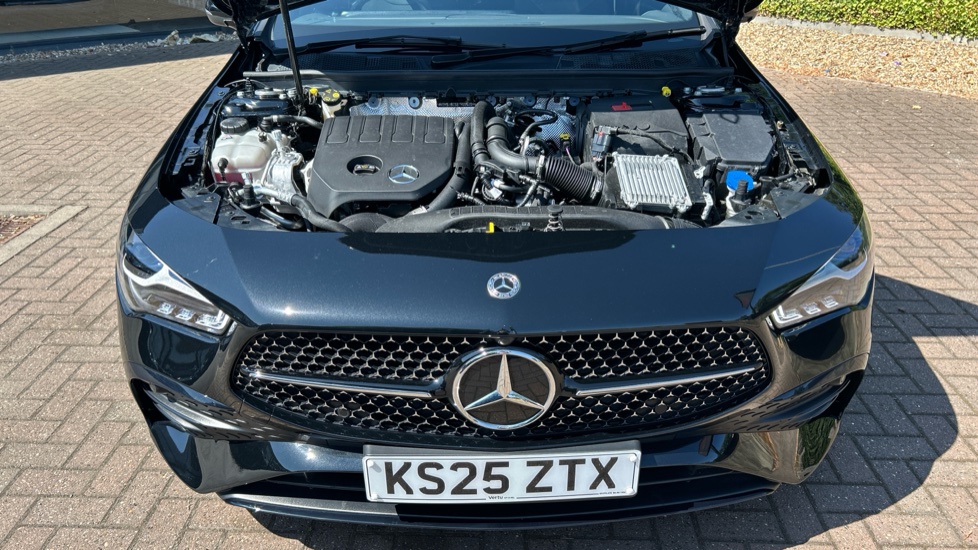 Mercedes-Benz CLA 180 AMG Line Premium 4dr Tip Auto Petrol Saloon - Image 8