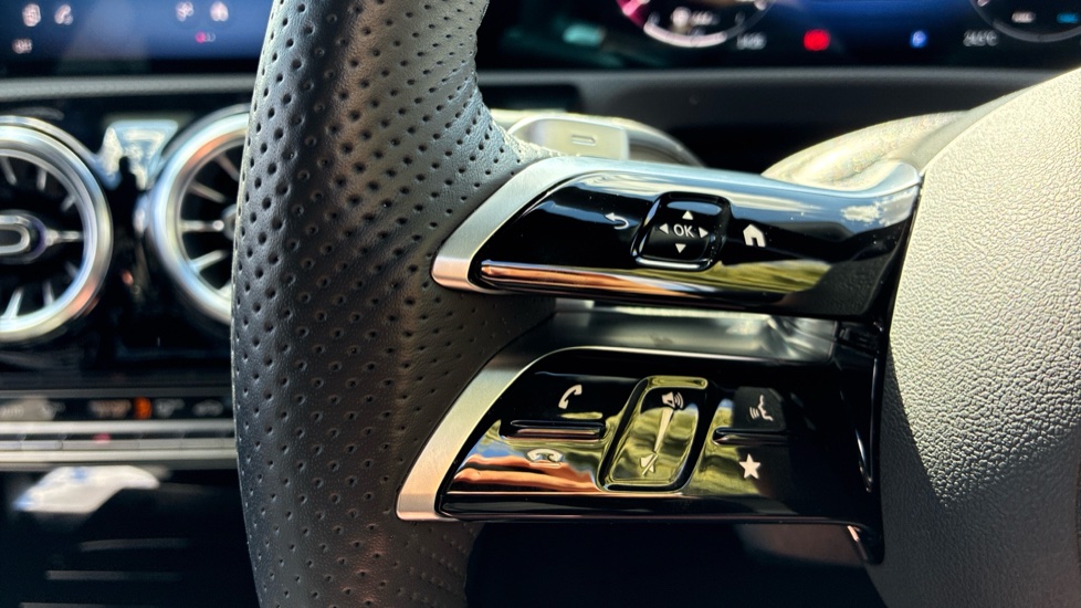 Mercedes-Benz CLA 200 AMG Line Premium Plus 4dr Tip Auto Petrol Saloon - Image 27