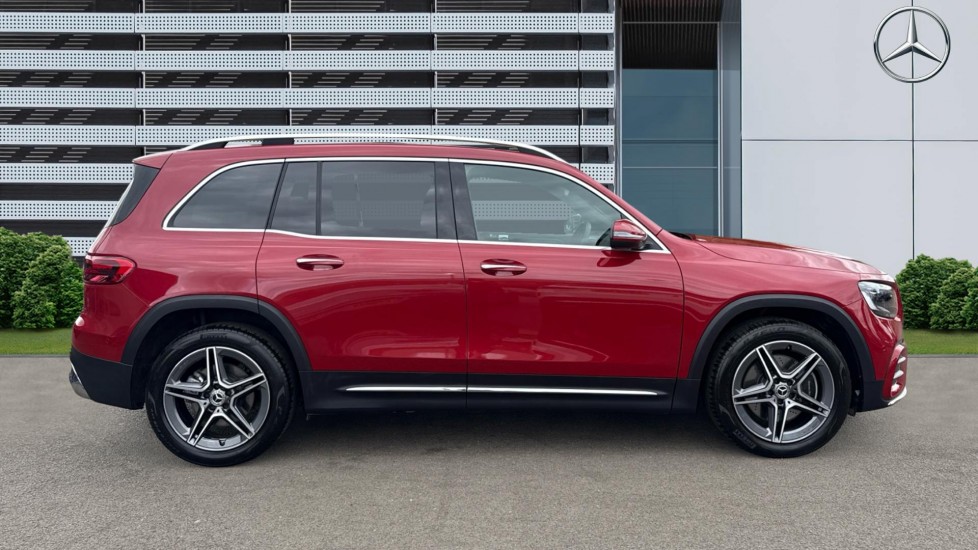 Mercedes-Benz GLB 220d 4Matic AMG Line Premium 5dr 8G-Tronic Diesel Estate - Image 5