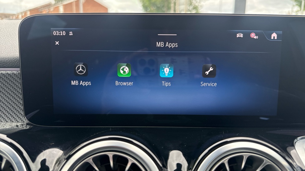 Mercedes-Benz GLB 220d 4Matic AMG Line Premium 5dr 8G-Tronic Diesel Estate - Image 34