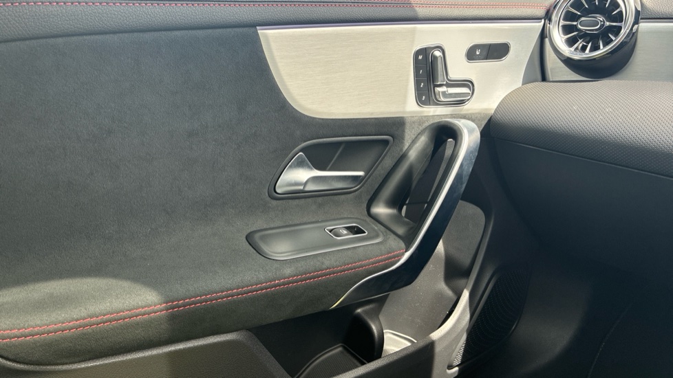 Mercedes-Benz CLA 250e AMG Line Premium + Night Ed 4dr Tip Auto Saloon - Image 39