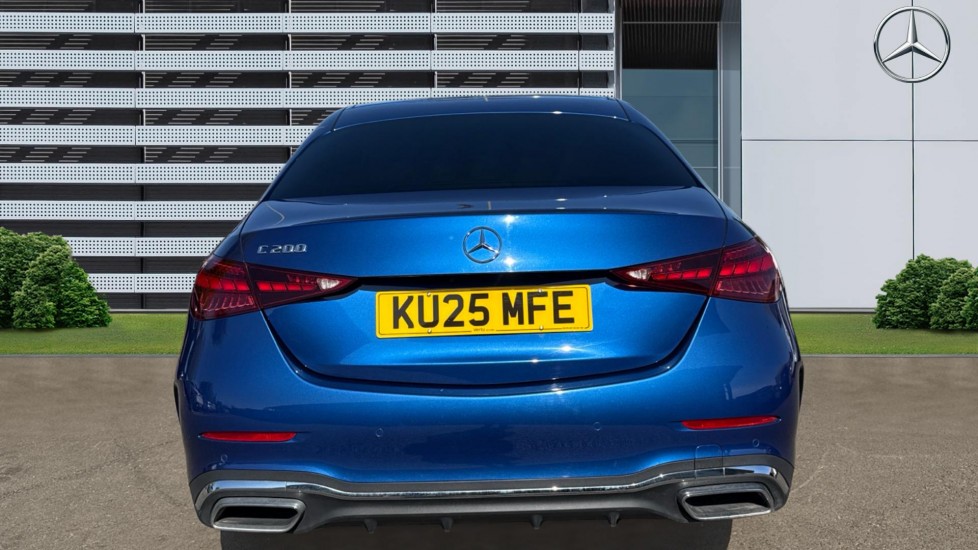 Mercedes-Benz C-Class C200 AMG Line 4dr 9G-Tronic Petrol Saloon - Image 6