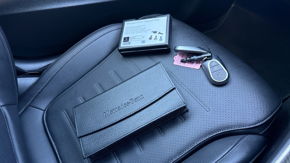 Mercedes-Benz C-Class C200 AMG Line 4dr 9G-Tronic Petrol Saloon - Image 19