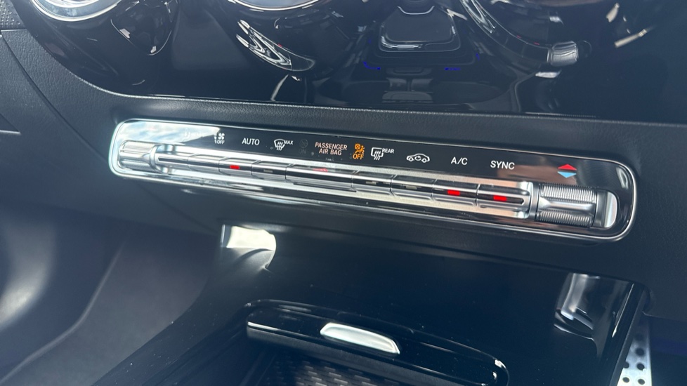 Mercedes-Benz CLA 200 AMG Line Premium 4dr Tip Auto Petrol Saloon - Image 36