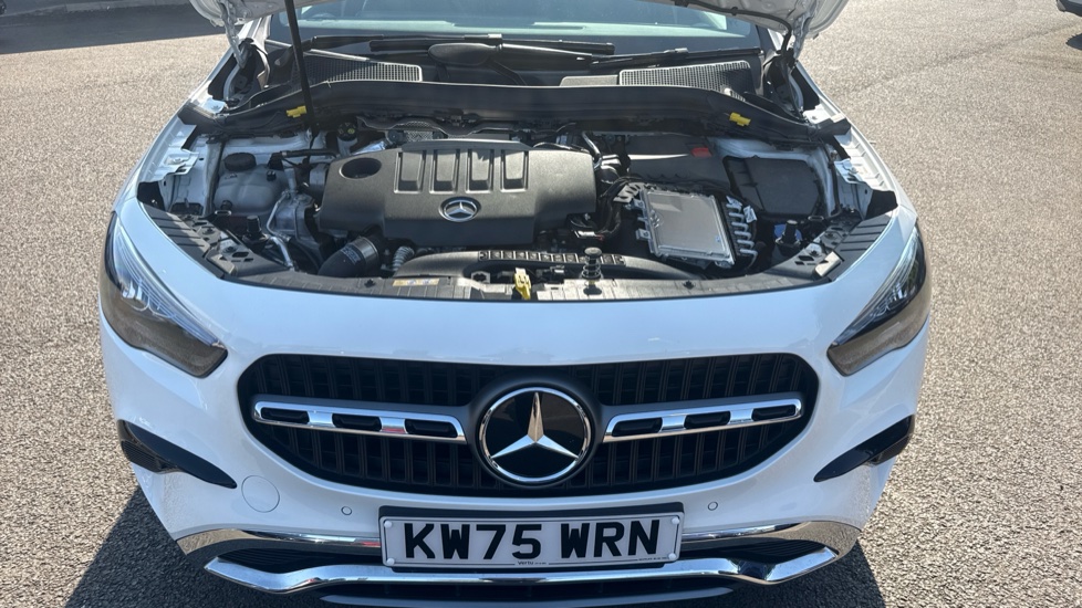 Mercedes-Benz GLA 200d Sport Executive 5dr Auto Diesel Hatchback - Image 8
