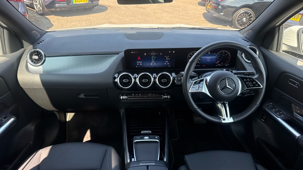 Mercedes-Benz GLA 200d Sport Executive 5dr Auto Diesel Hatchback - Image 10