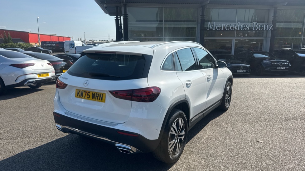Mercedes-Benz GLA 200d Sport Executive 5dr Auto Diesel Hatchback - Image 39