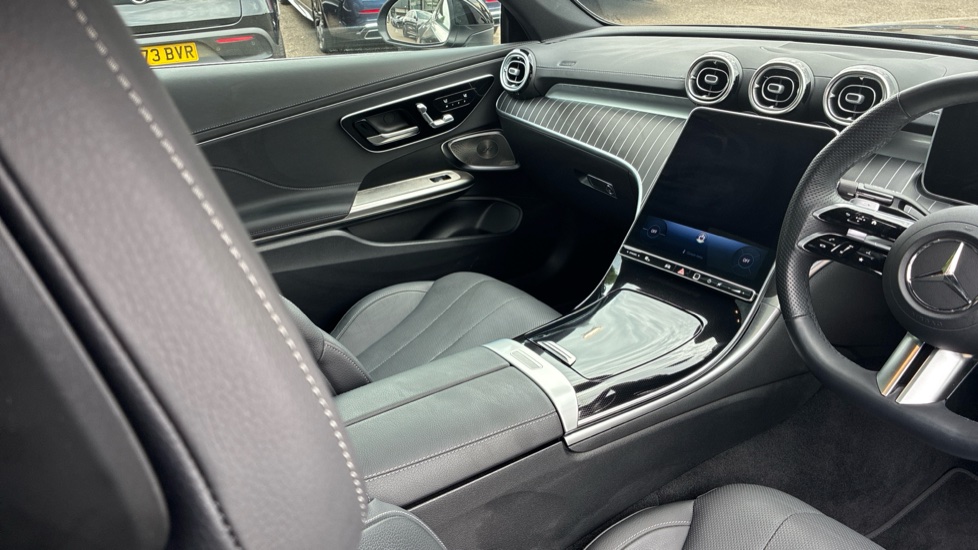 Mercedes-Benz Cle 300 4Matic AMG Line Premium + 2dr 9G-Tronic Petrol Coupe - Image 14