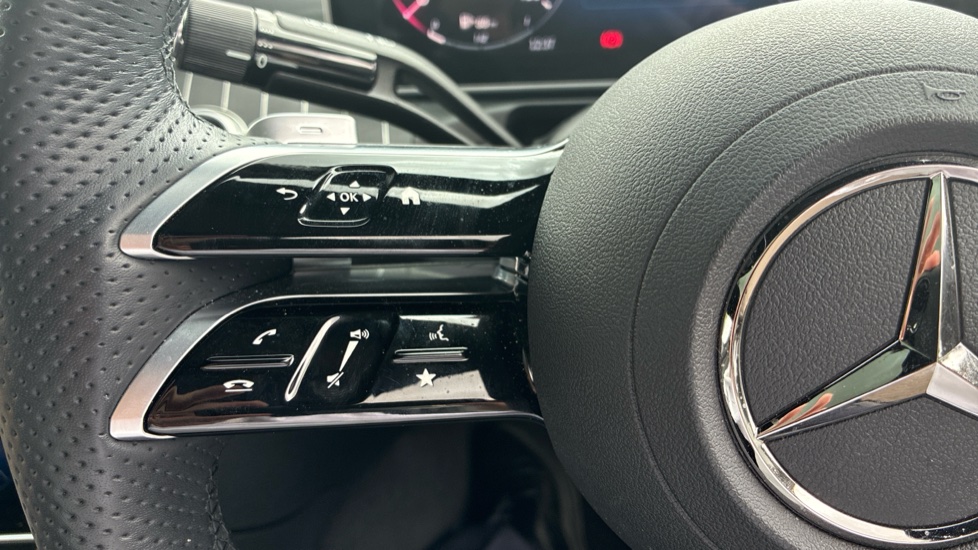 Mercedes-Benz Cle 300 4Matic AMG Line Premium + 2dr 9G-Tronic Petrol Coupe - Image 21