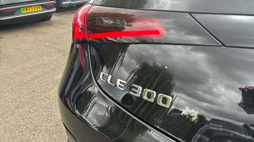 Mercedes-Benz Cle 300 4Matic AMG Line Premium + 2dr 9G-Tronic Petrol Coupe - Image 37