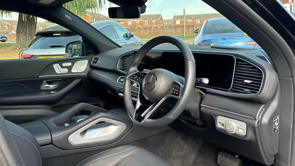 Mercedes-Benz GLE Coupe GLE 450d 4Matic AMG Line Premium 5dr 9G-Tronic Diesel Estate - Image 11
