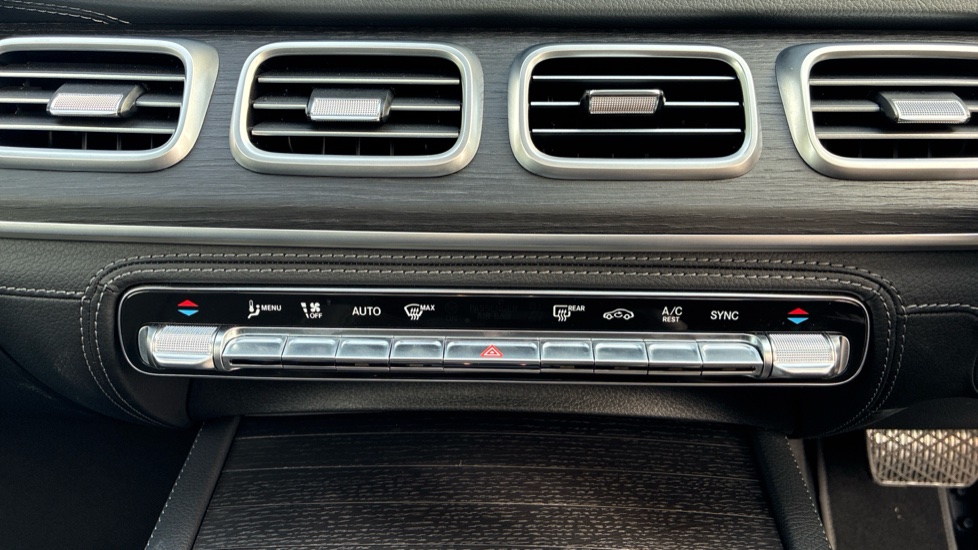 Mercedes-Benz GLE Coupe GLE 450d 4Matic AMG Line Premium 5dr 9G-Tronic Diesel Estate - Image 33
