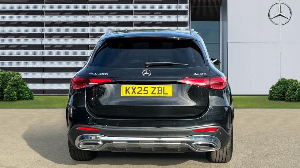 Mercedes-Benz GLC 300 4Matic AMG Line 5dr 9G-Tronic Petrol Estate - Image 6