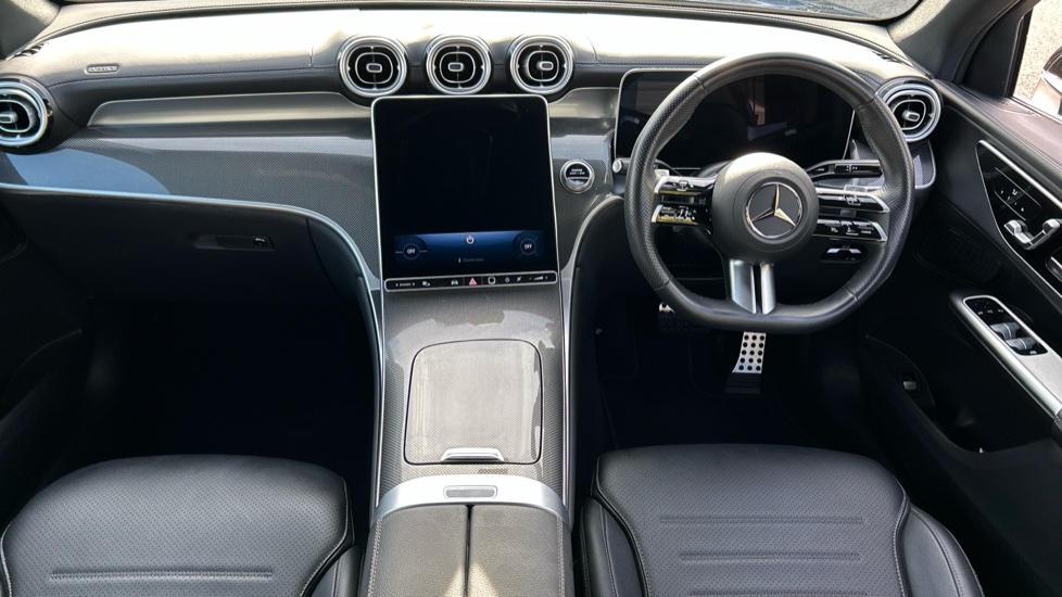 Mercedes-Benz GLC 300 4Matic AMG Line 5dr 9G-Tronic Petrol Estate - Image 10