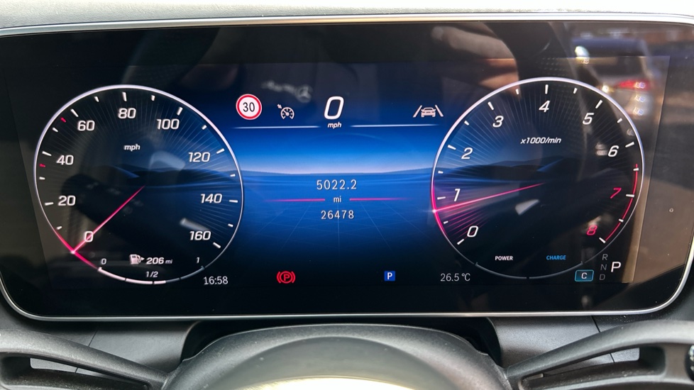 Mercedes-Benz GLC 300 4Matic AMG Line 5dr 9G-Tronic Petrol Estate - Image 18