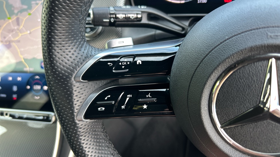 Mercedes-Benz GLC 300 4Matic AMG Line 5dr 9G-Tronic Petrol Estate - Image 28