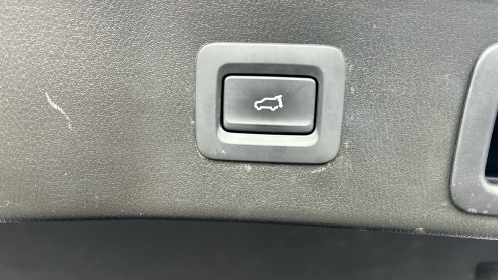 Mazda CX-5 2.0 e-Skyactiv G MHEV Exclusive-Line 5dr Auto Petrol Estate - Image 46