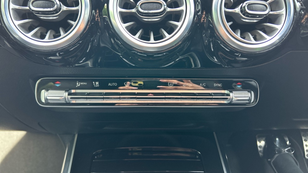 Mercedes-Benz GLA 200 AMG Line Premium 5dr Auto Petrol Hatchback - Image 28