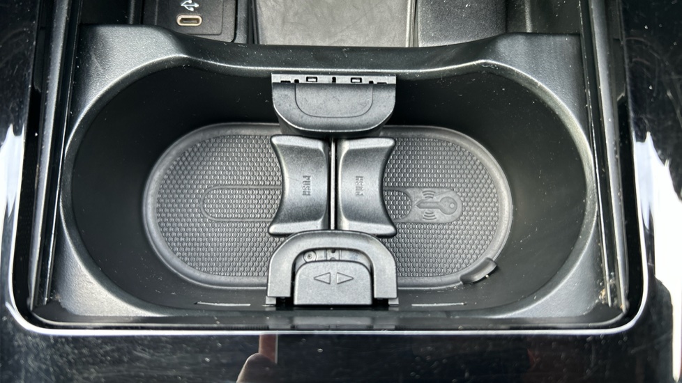 Mercedes-Benz GLA 200 AMG Line Premium 5dr Auto Petrol Hatchback - Image 30