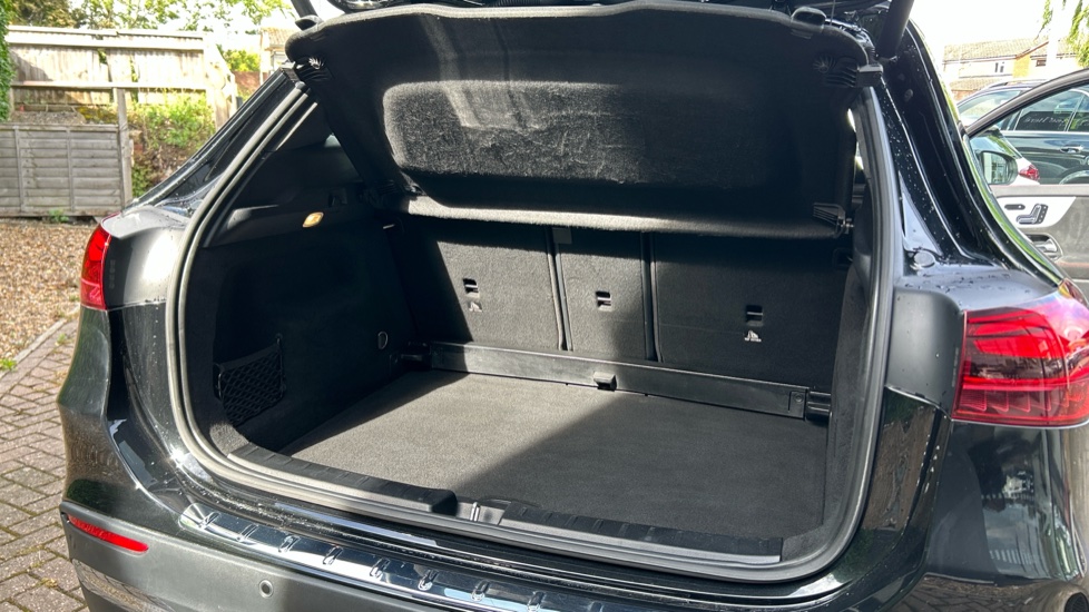 Mercedes-Benz GLA 200 AMG Line Premium 5dr Auto Petrol Hatchback - Image 38